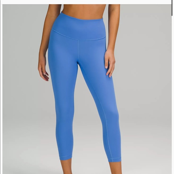 Lululemon Crop - Picture 11 of 12